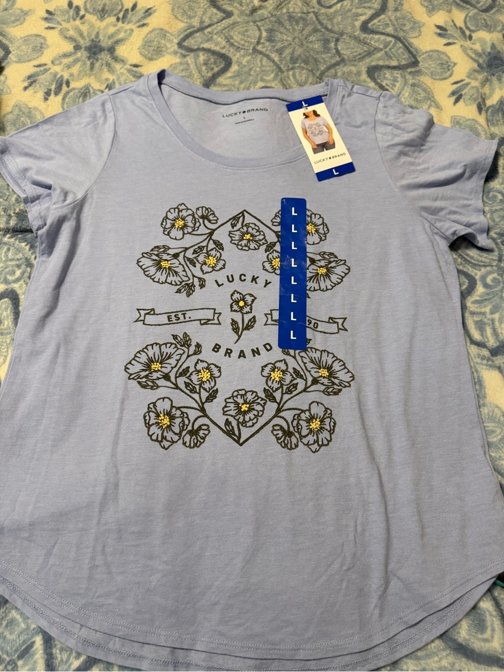 Lucky Brand Women’s Light Blue Floral Graphic Tee Size Large NWT